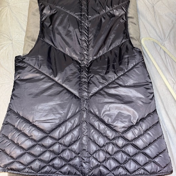 Reversible Vest - Picture 4 of 4